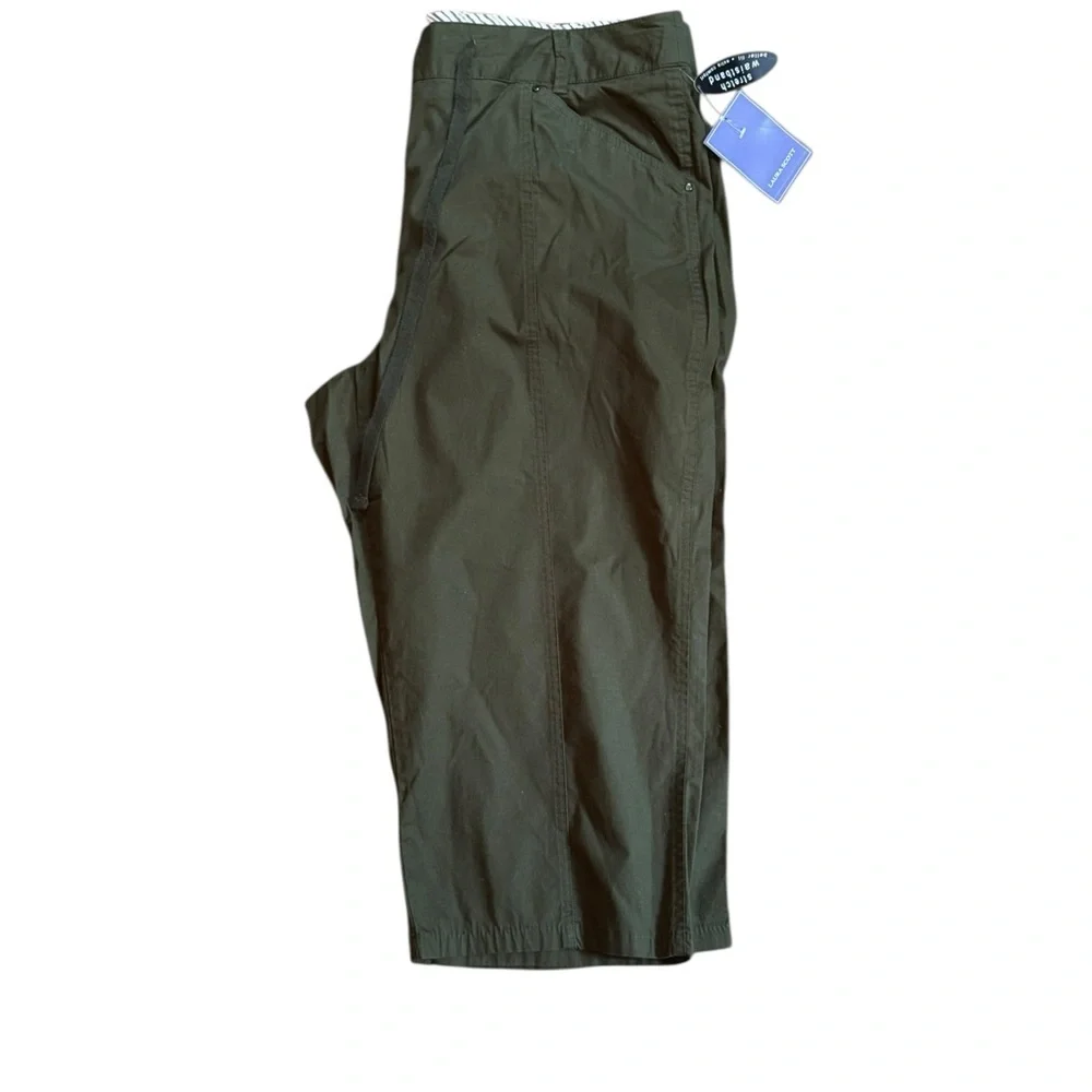 Laura Scott‎ Rifle Green Ankle Cropped Pants